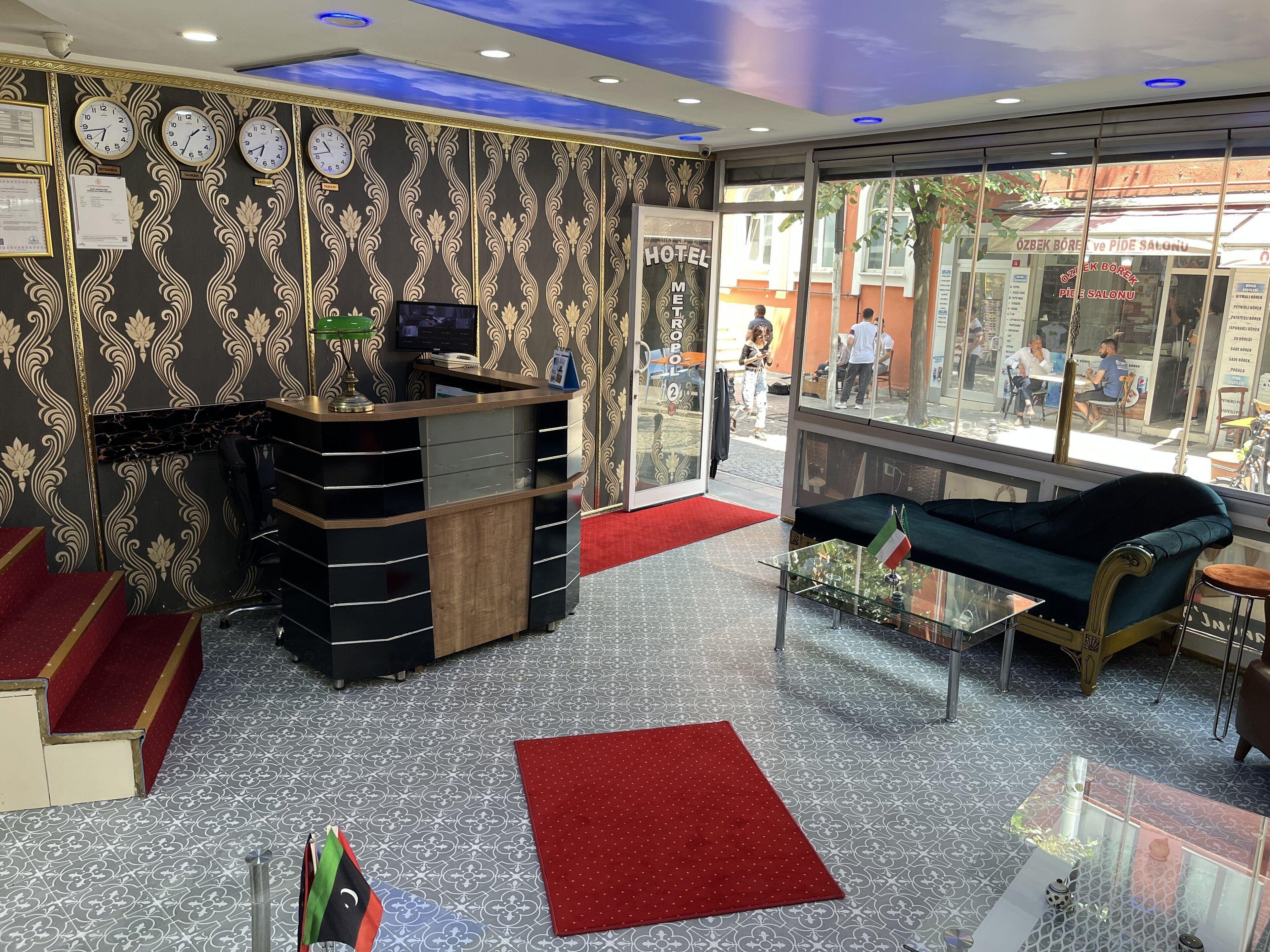 Metropol Hotel 2 — Photos 1